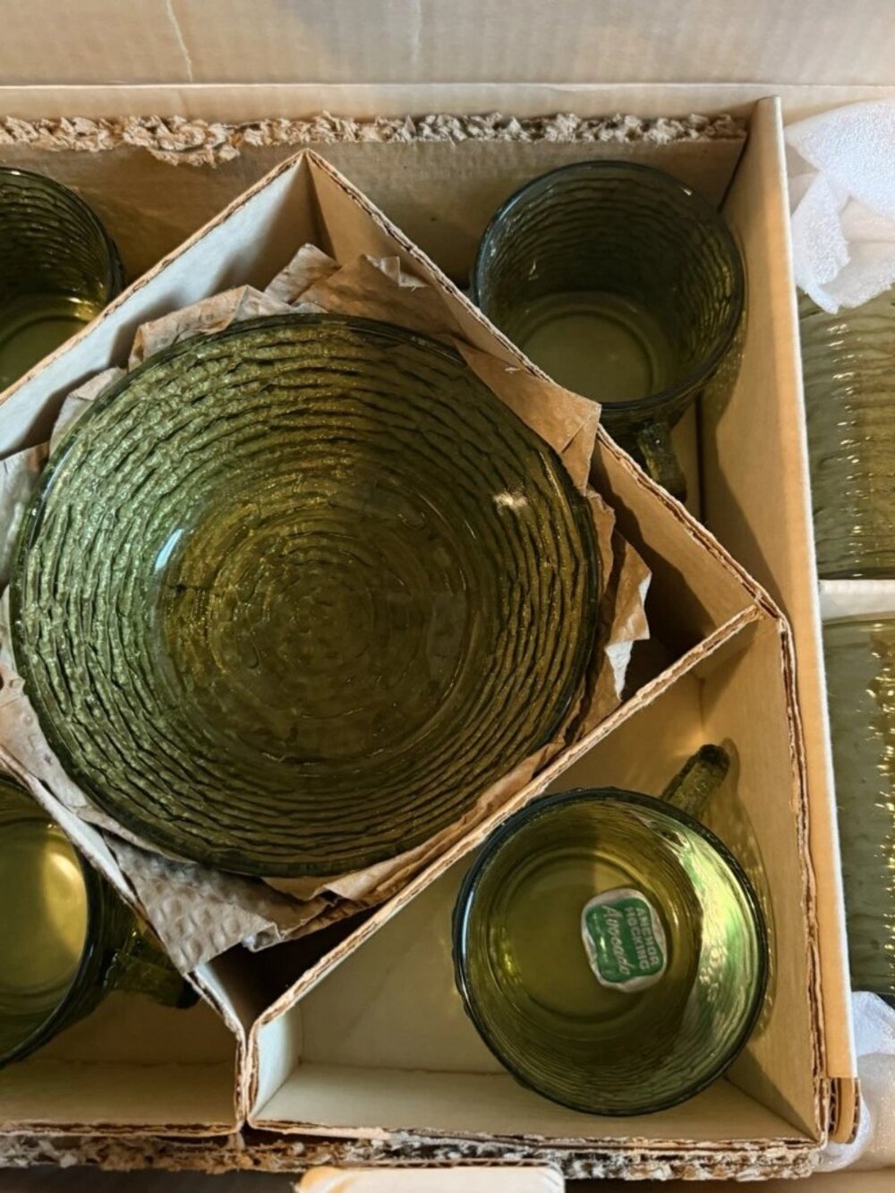 VTG Anchor Hocking Soreno 20pc Luncheon Set - Avocado Green